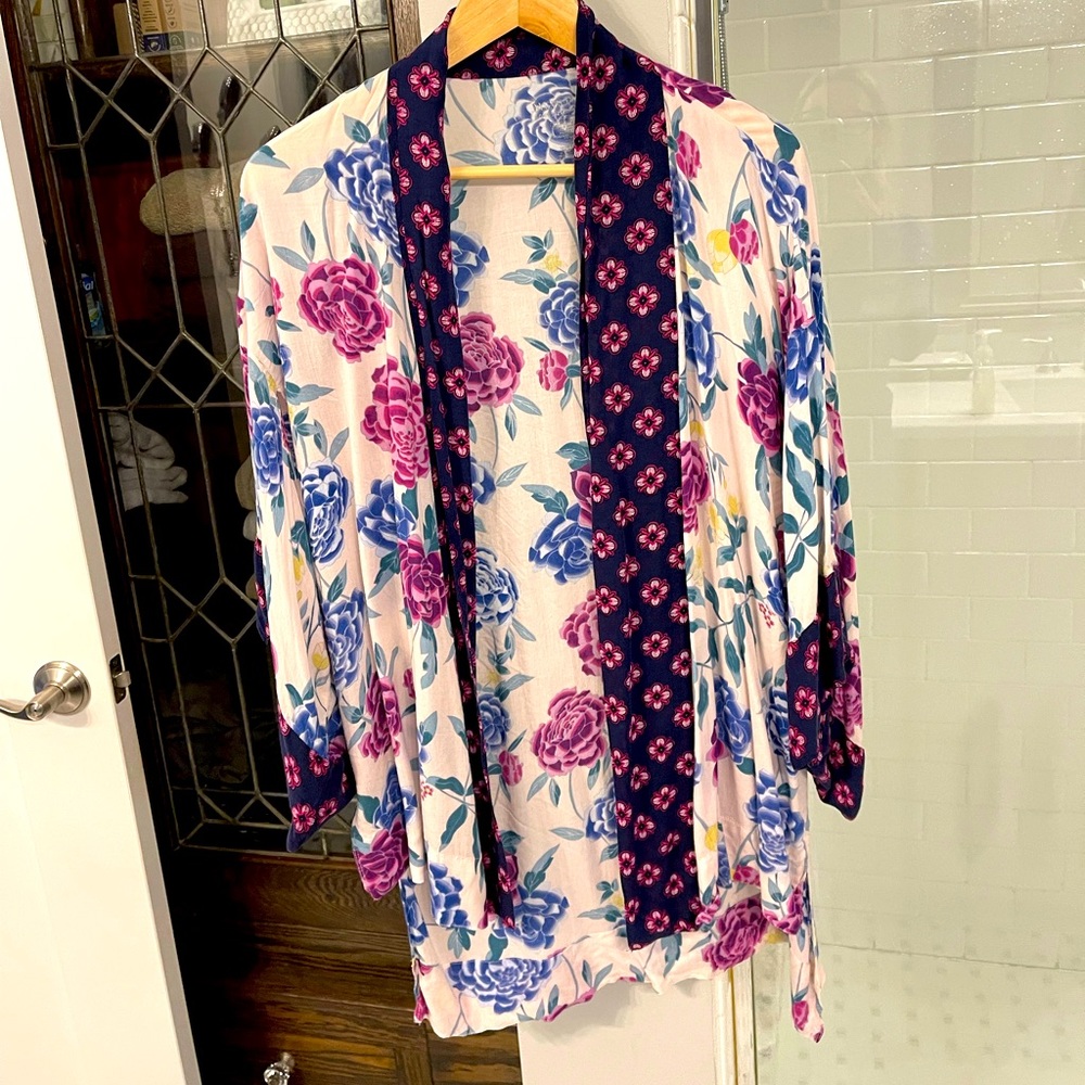 Floral kimono